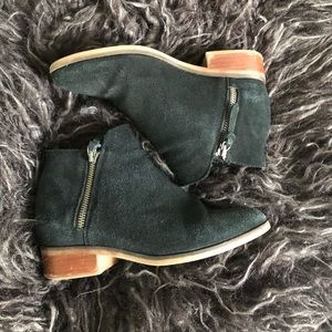 Steve Madden Arper booties size 6.5